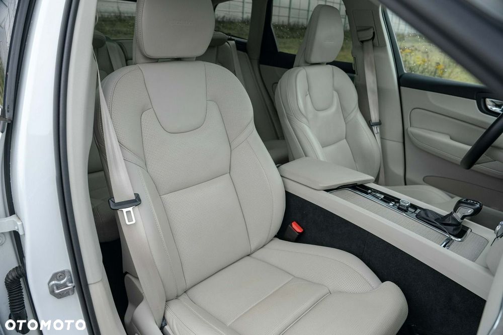 Volvo XC 60 D4 AWD Geartronic Inscription - 27
