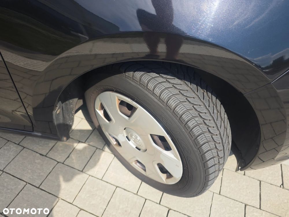 Skoda RAPID 1.2 TSI Active - 11