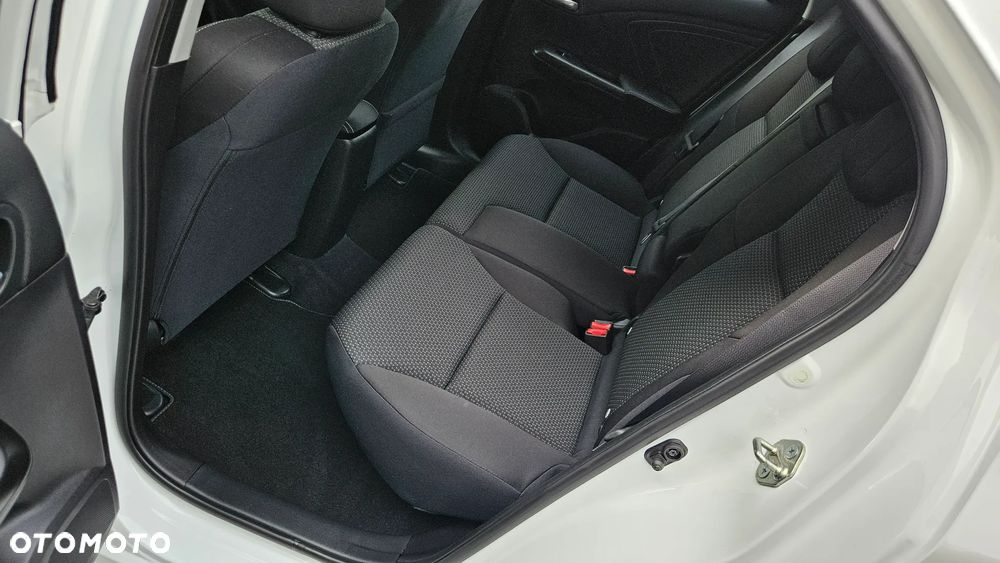 Honda Civic 1.4 i-VTEC Elegance - 21