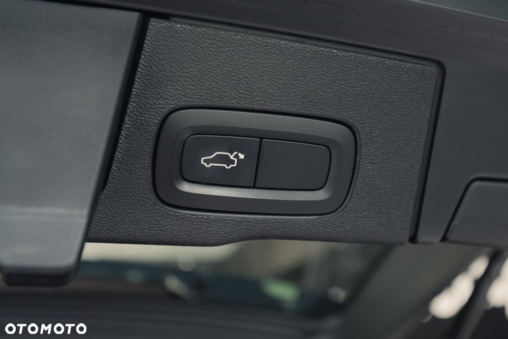 Volvo XC 60 - 35