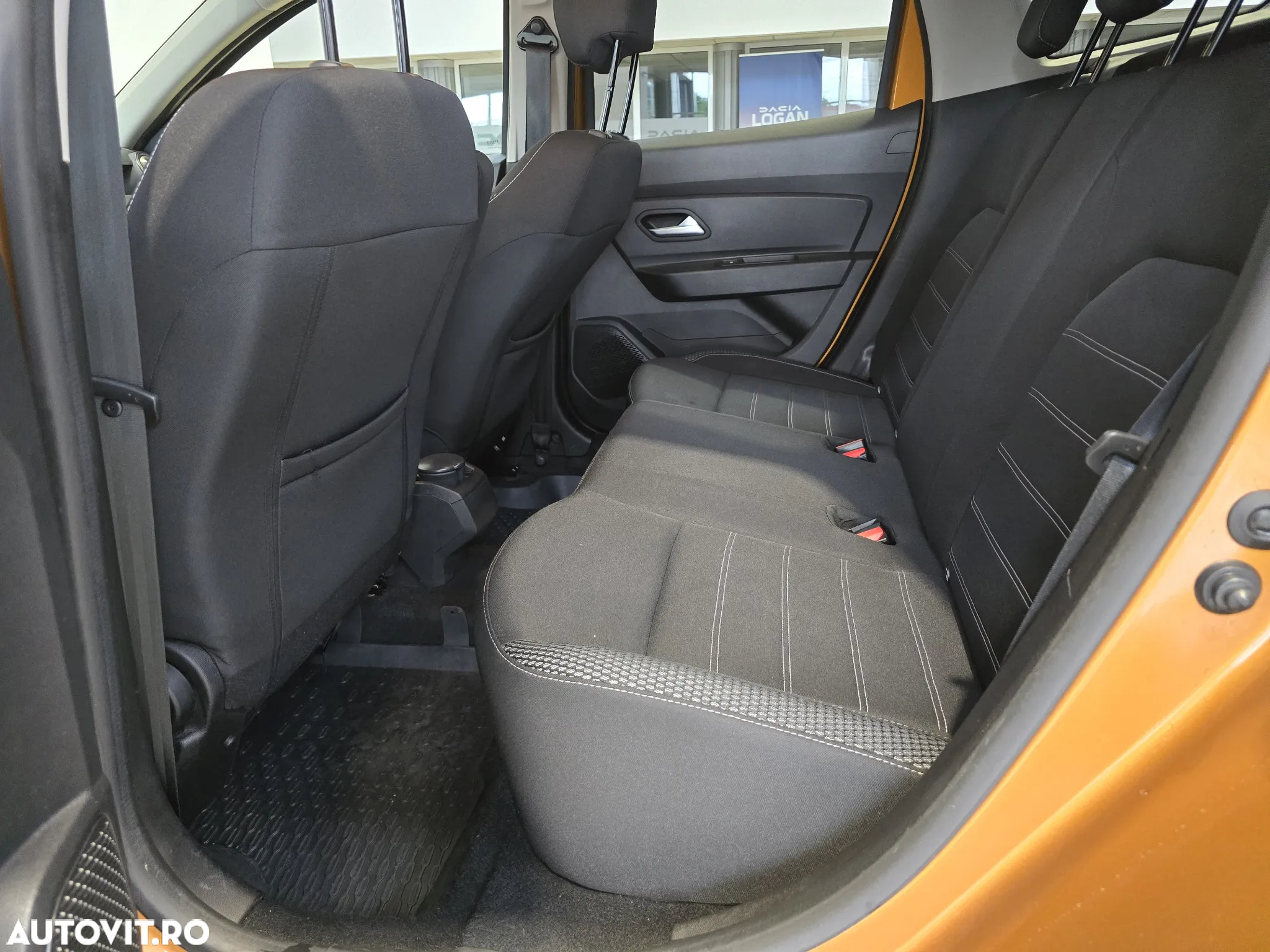 Dacia Duster 1.5 Blue dCi 4WD Prestige jante 17" - 12