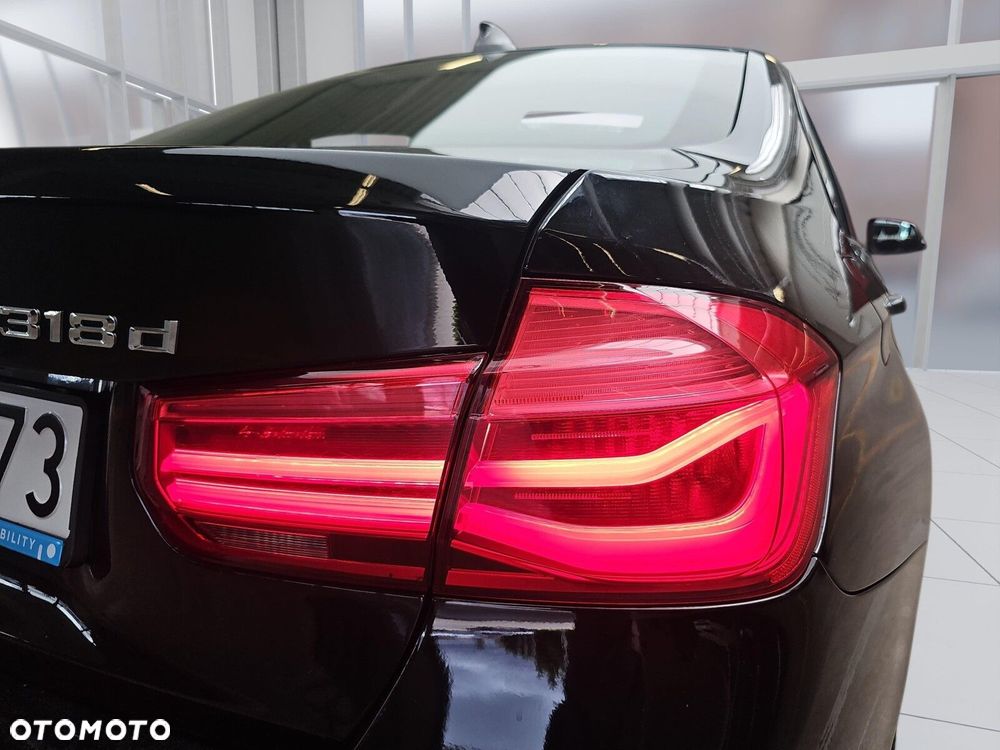 BMW Seria 3 318d - 33