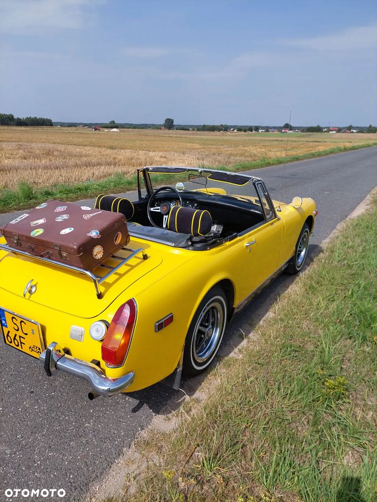 MG Midget - 6