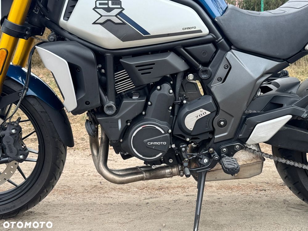 CFMoto 700CL-X Heritage - 11
