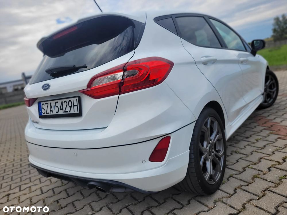 Ford Fiesta 1.1 S&S ST-LINE - 38