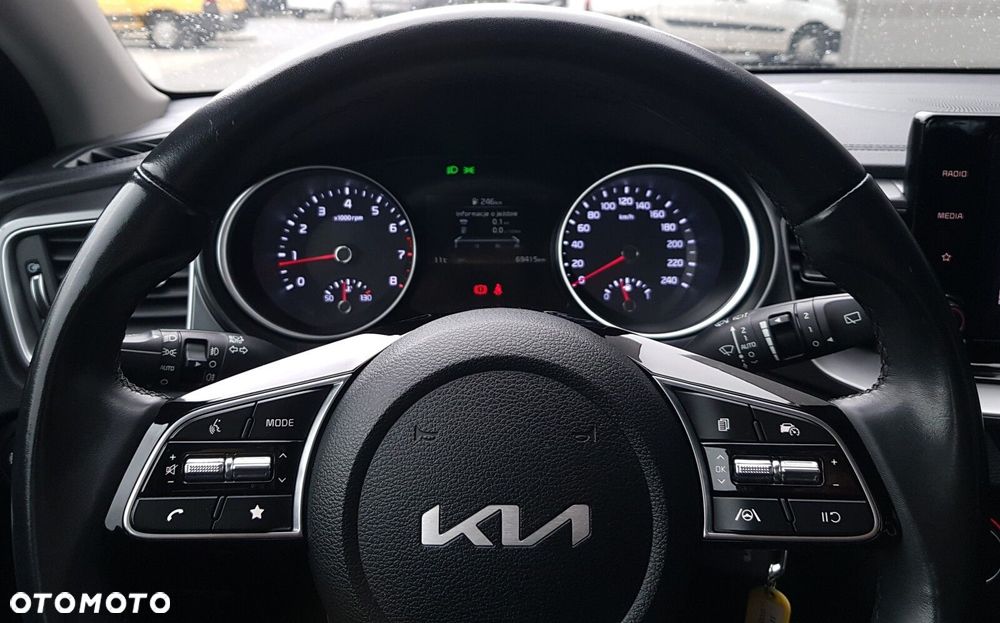 Kia Ceed 1.5 T-GDI M - 21