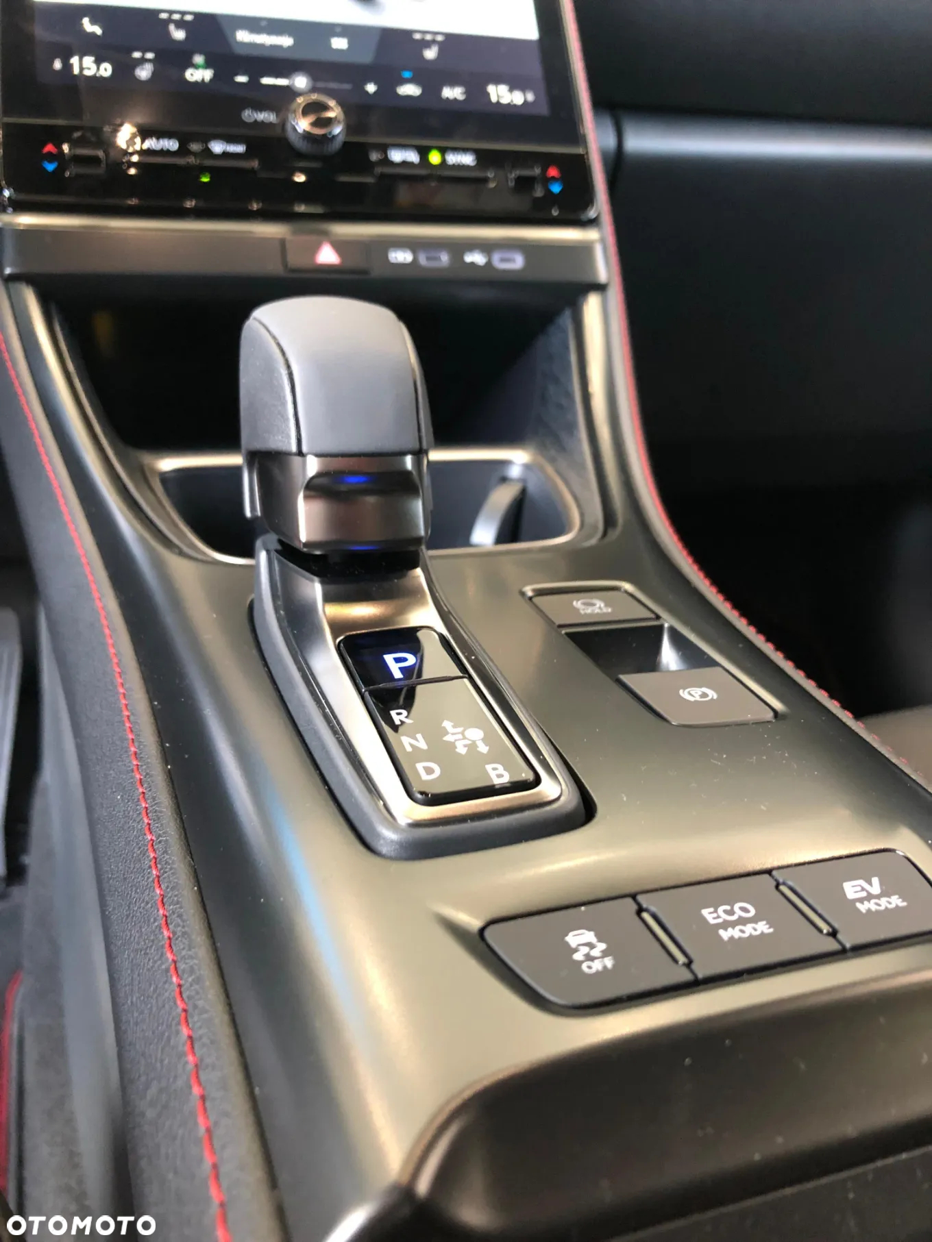 Lexus LBX 1.5 Hybrid Elegant - 16