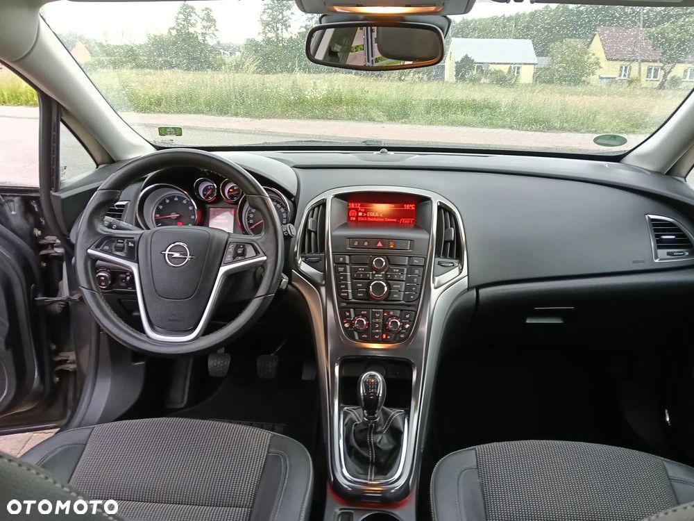 Opel Astra 1.4 T Cosmo - 16