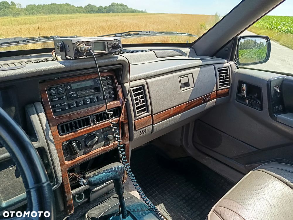 Jeep Grand Cherokee 5.2 Limited - 9