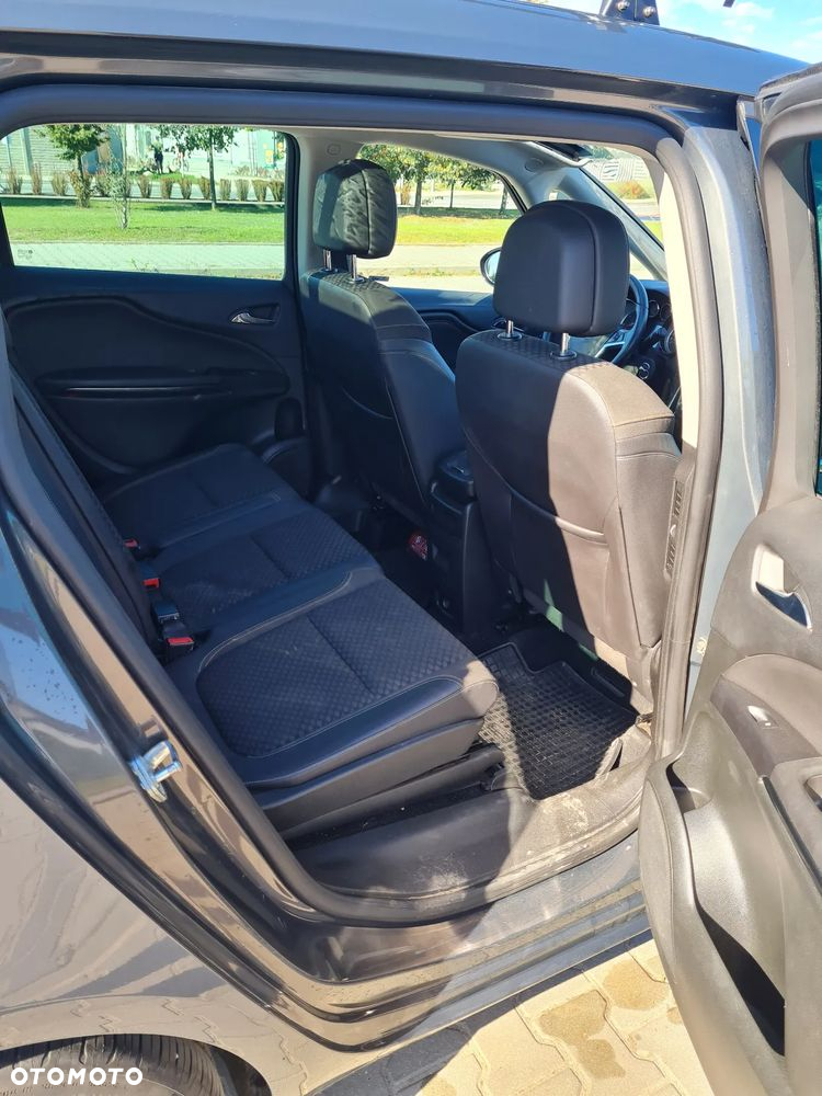 Opel Zafira - 9