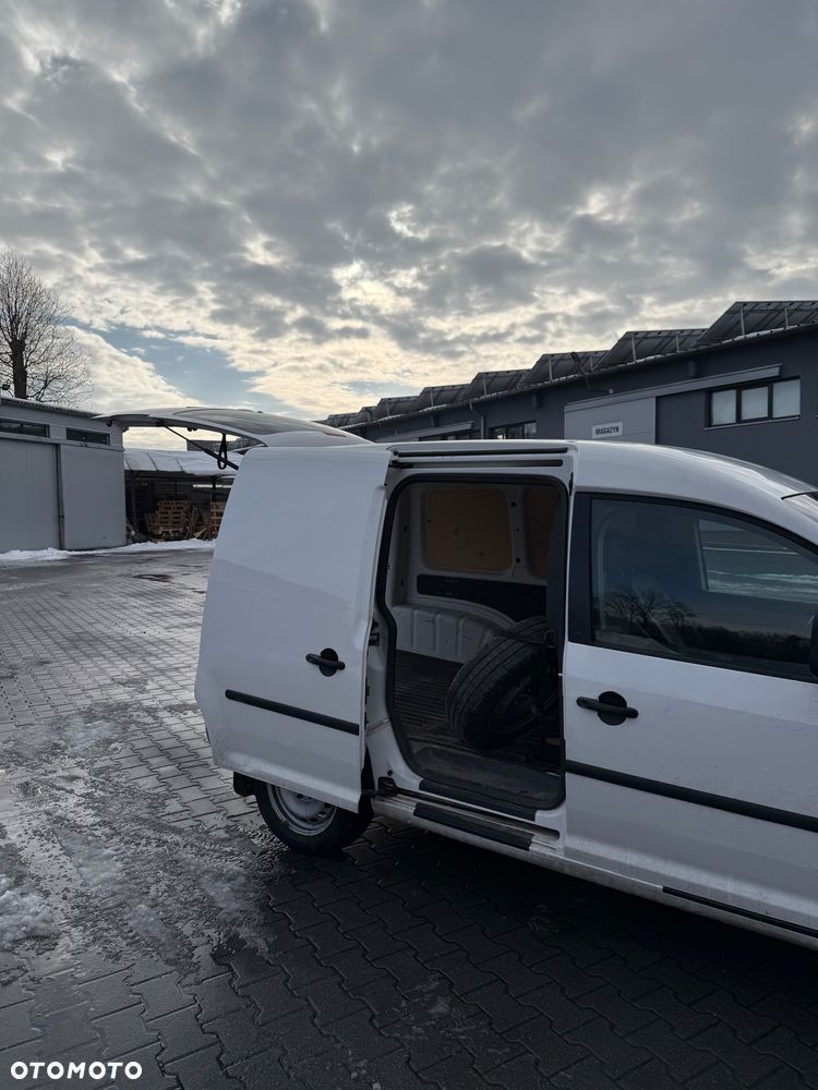 Volkswagen Caddy - 11