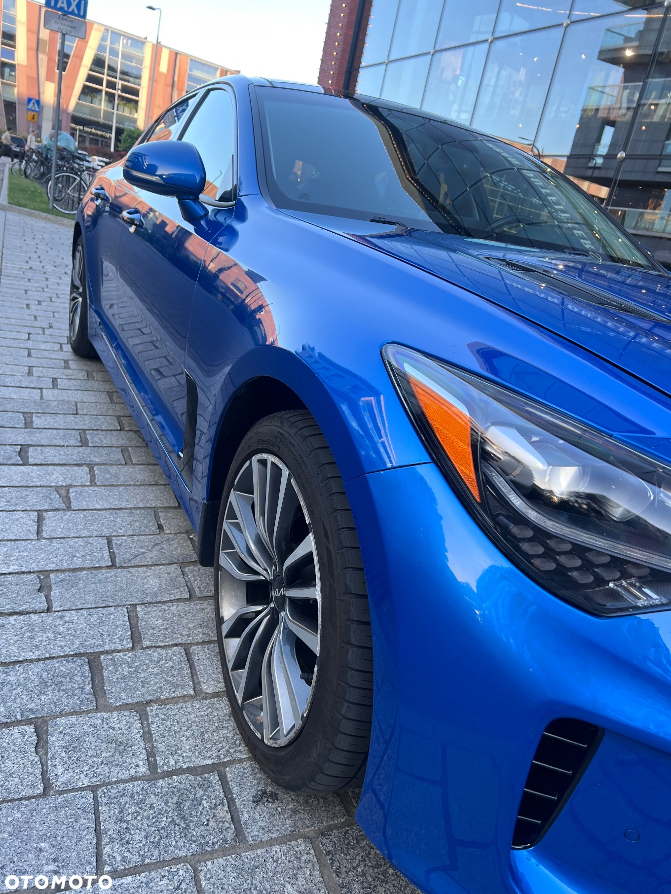Kia Stinger - 22