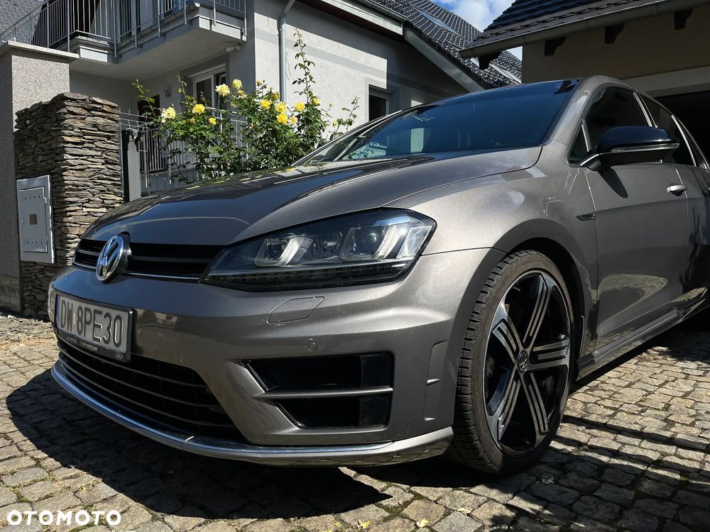 Volkswagen Golf - 3