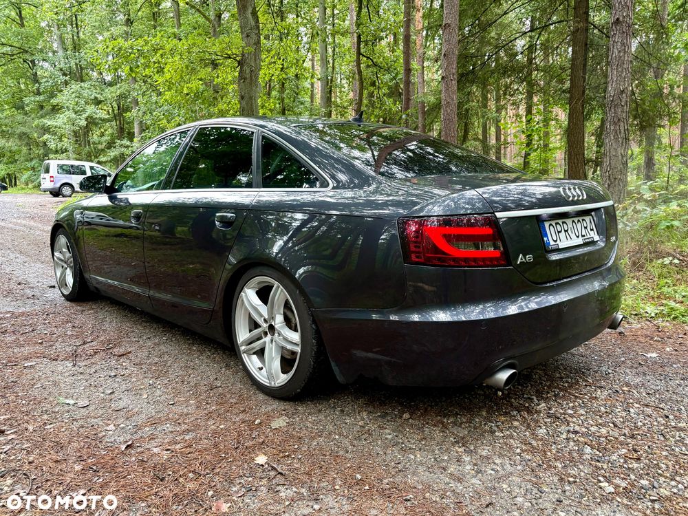 Audi A6 Limousine 2.4 - 5
