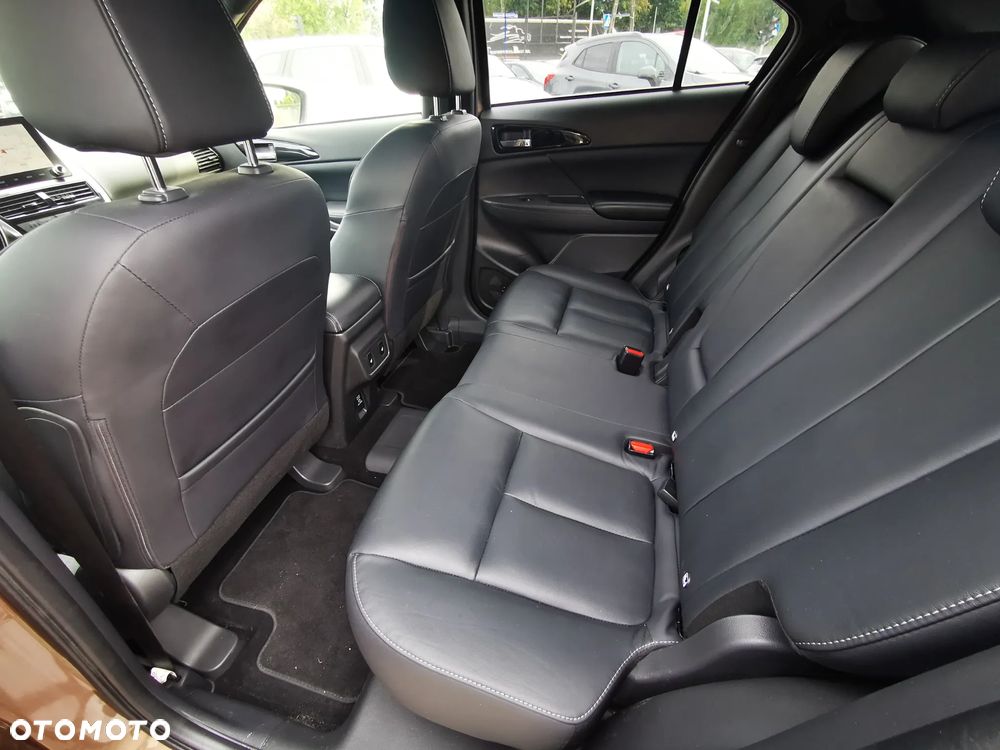 Mitsubishi Eclipse Cross 4WD Top - 14