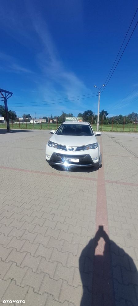 Toyota RAV4 2.0 D-4D Premium - 9