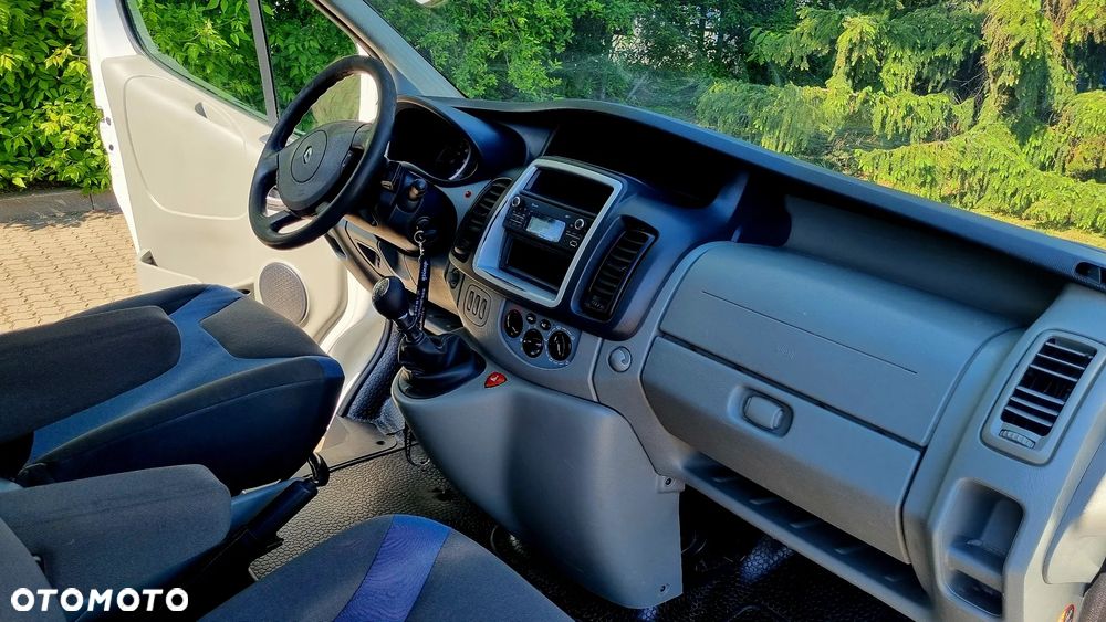 Renault Trafic - 11
