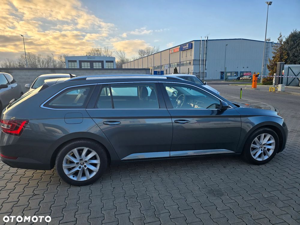 Skoda Superb 1.5 TSI Style DSG - 3