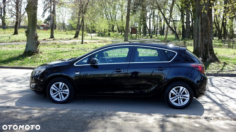 Opel Astra 1.4 Turbo Sport - 29