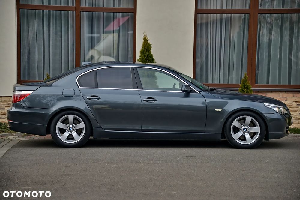 BMW Seria 5 530d Edition Exclusive - 26