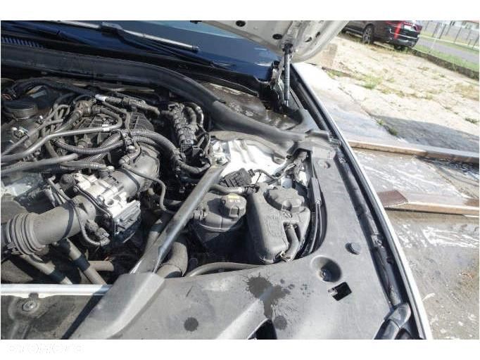 BMW Seria 5 530i Sport - 29