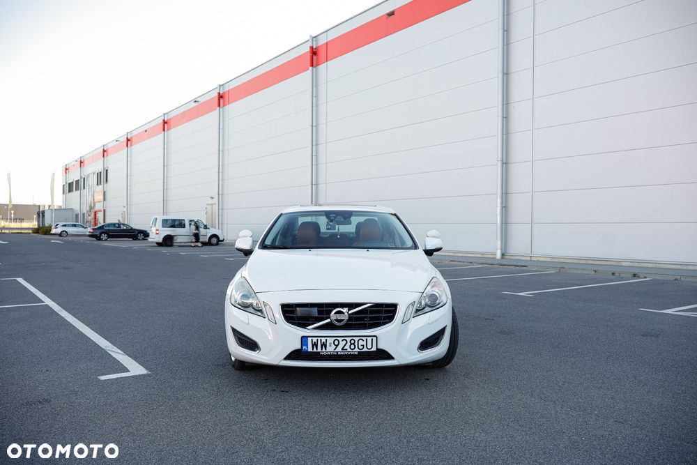Volvo S60 - 2