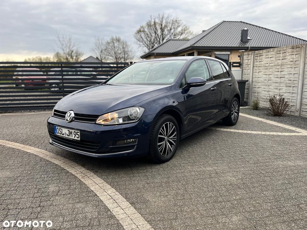 Volkswagen Golf 1.6 TDI BlueMotion Technology Allstar - 4