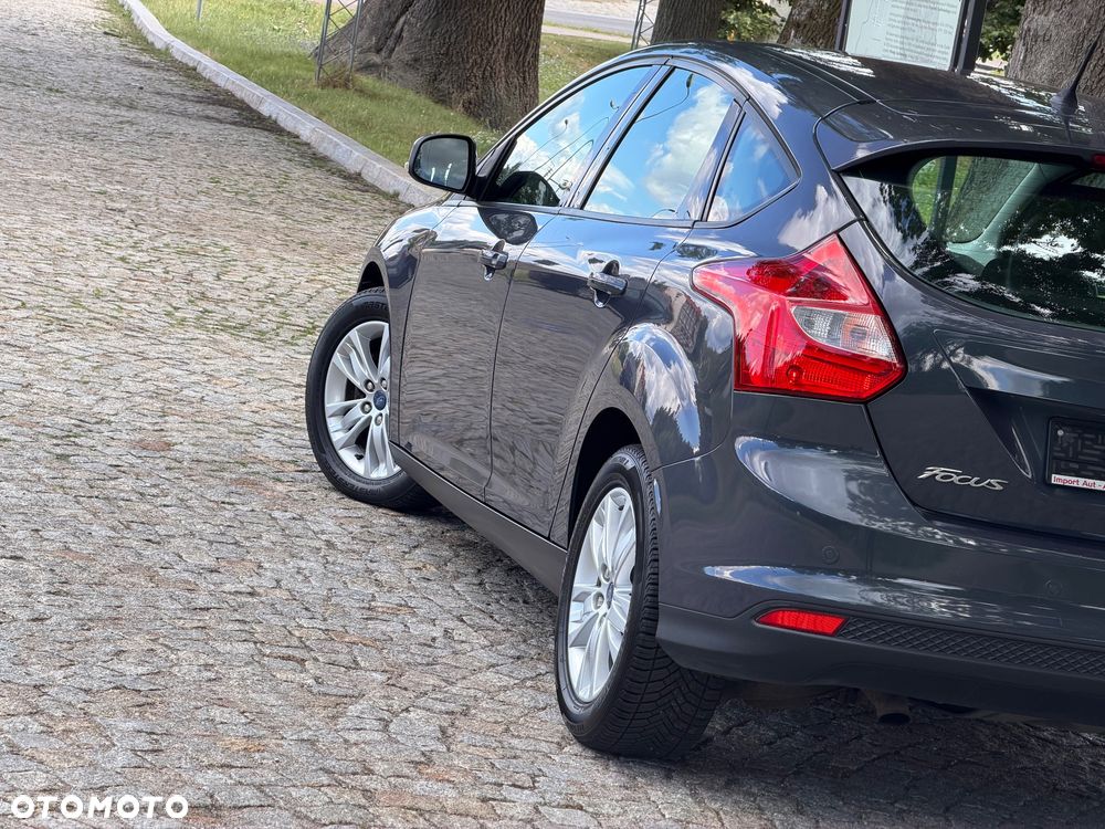 Ford Focus 1.6 TDCi DPF Champions Edition - 37