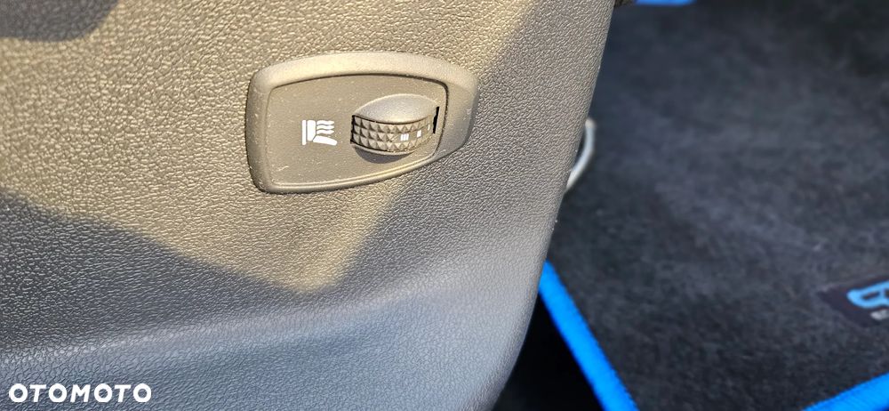 Renault Megane TCe 180 GT - 11