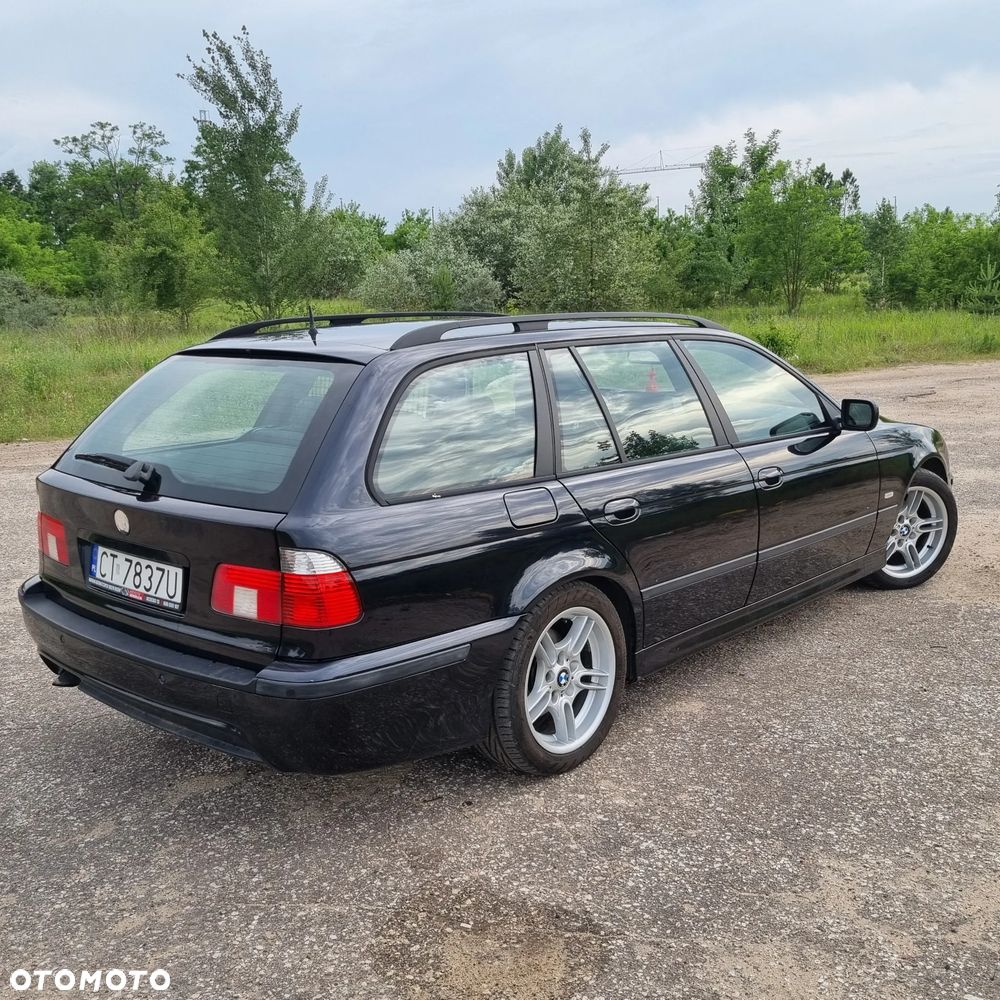 BMW Seria 5 525d - 5