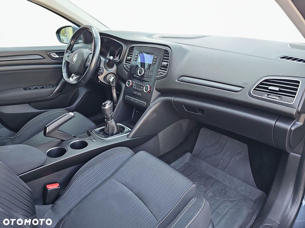 Renault Megane 1.2 Energy TCe Zen - 6