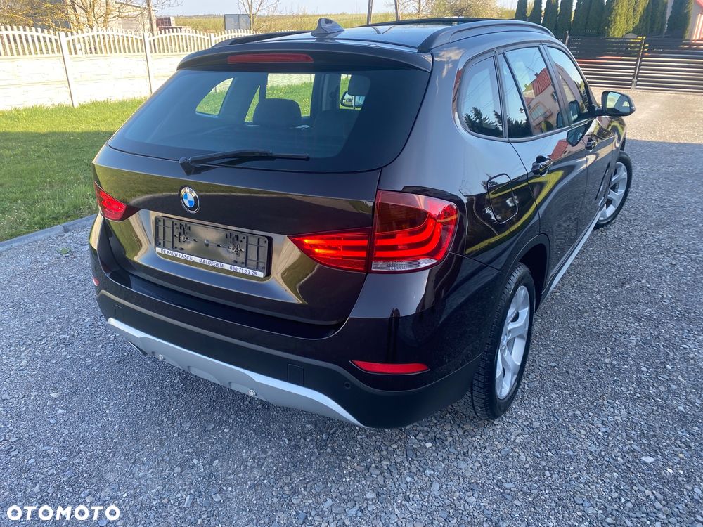 BMW X1 sDrive18d xLine - 30