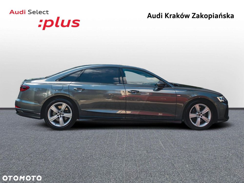 Audi A8 - 7