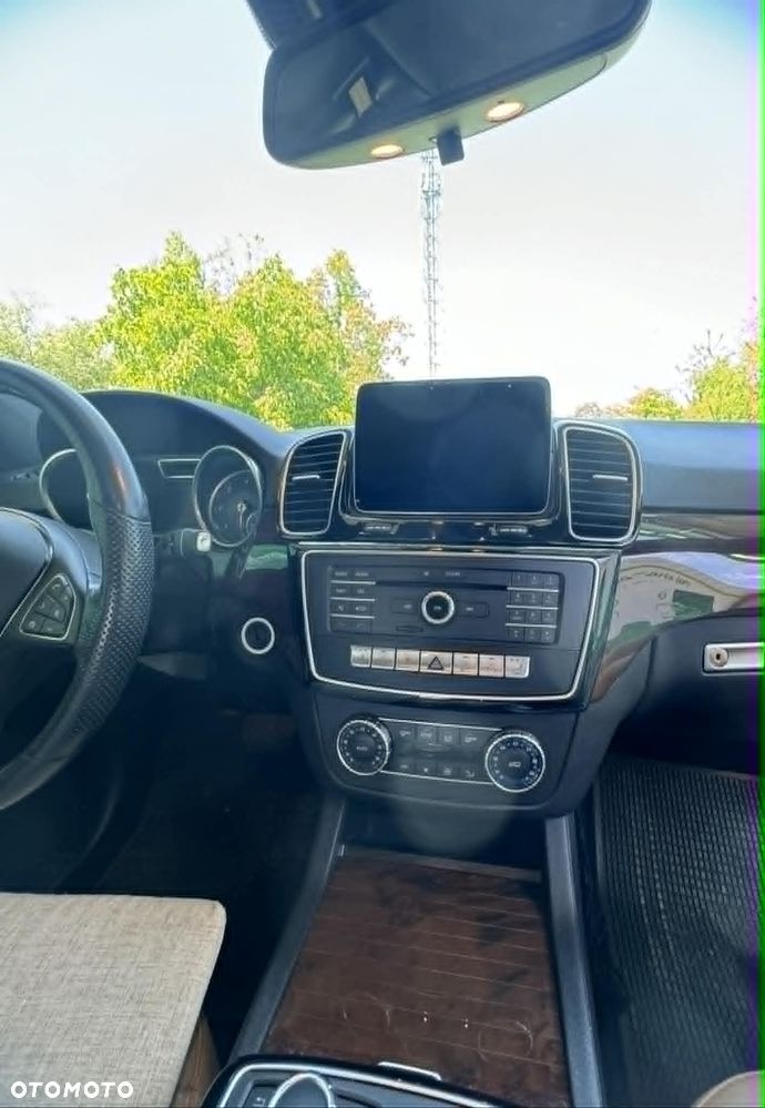 Mercedes-Benz GLE 250 d 4-Matic - 16