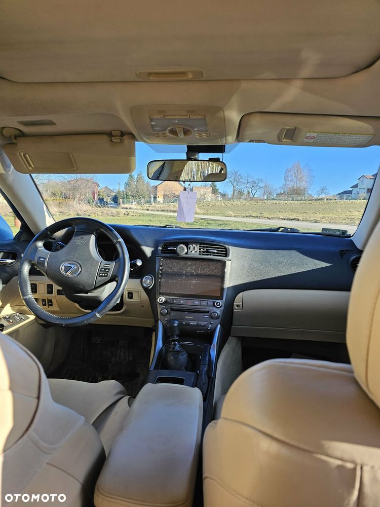 Lexus IS 220 D Elegance - 7