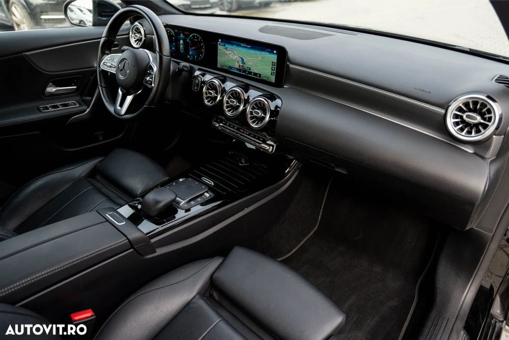 Mercedes-Benz A 180 7G-DCT Progressive Advanced - 7