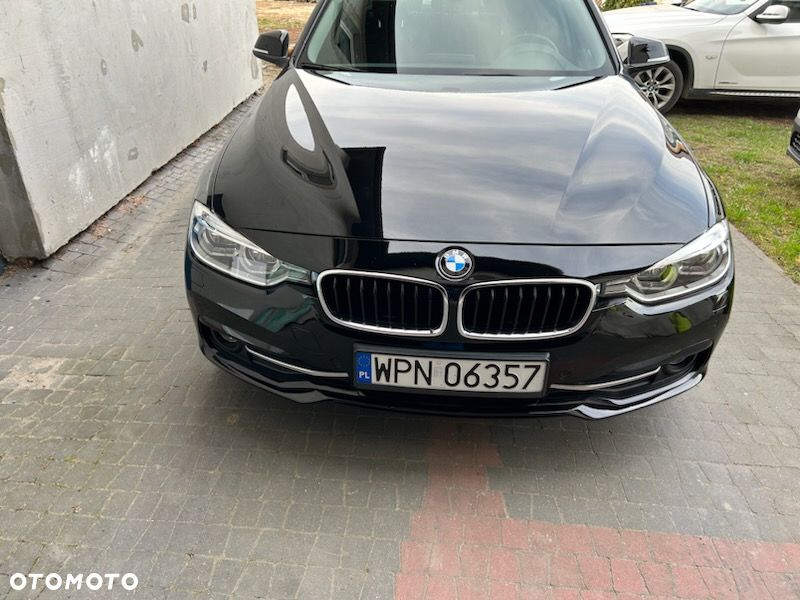 BMW Seria 3 320d M Sport - 2