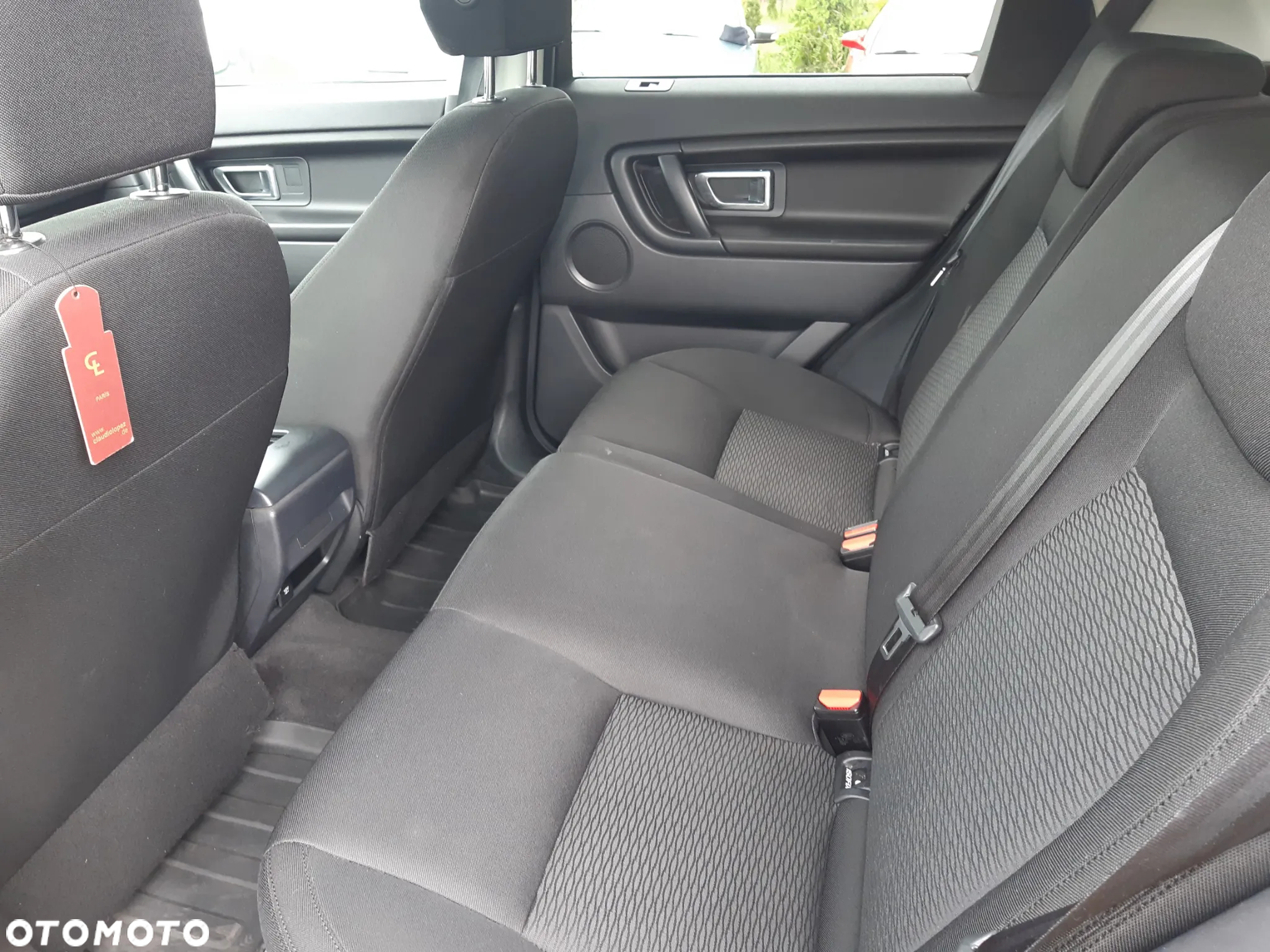 Land Rover Discovery Sport 2.0 D150 R-Dynamic HSE - 15