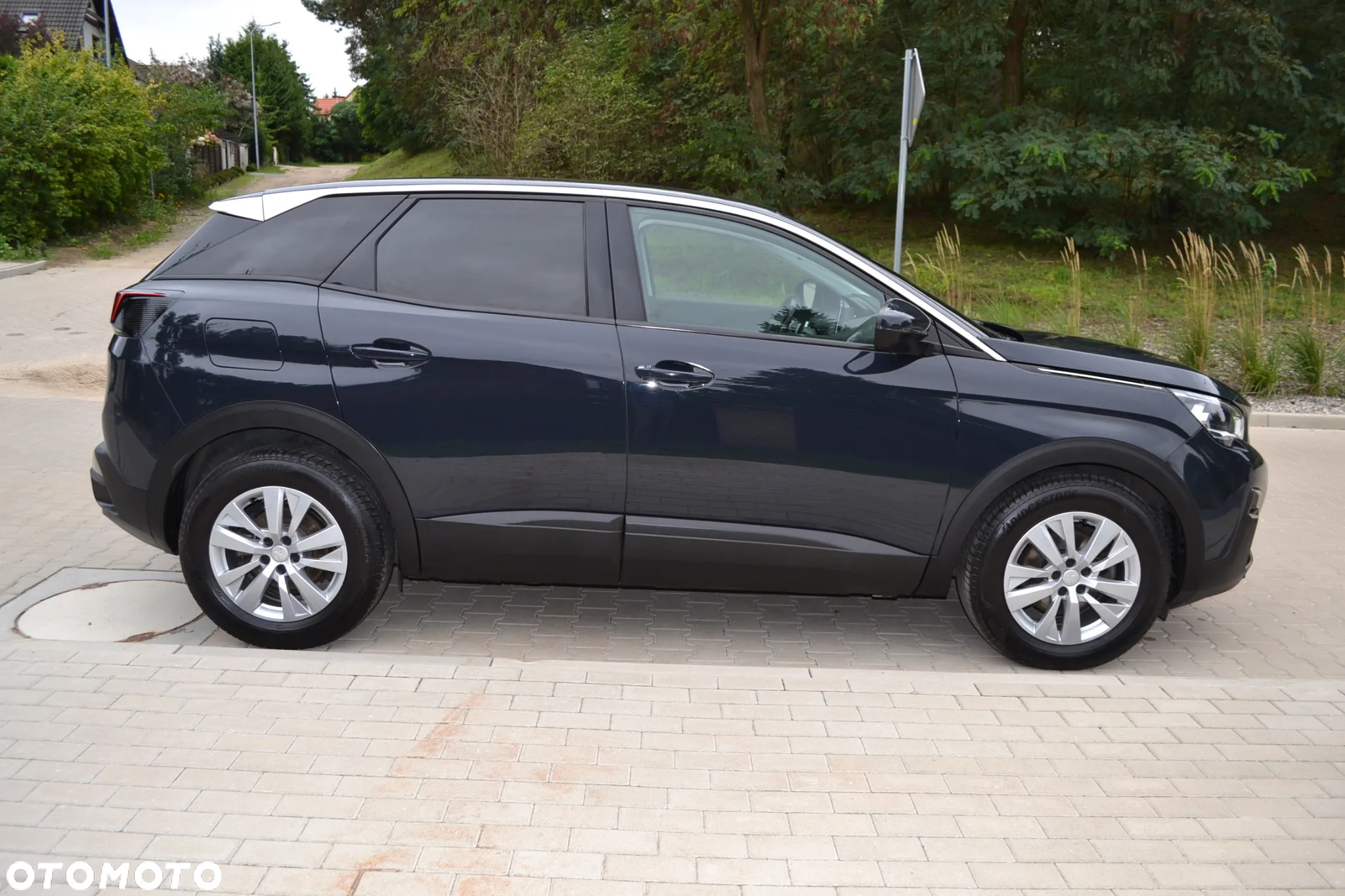 Peugeot 3008 1.2 PureTech GPF Active S&S EAT8 - 5