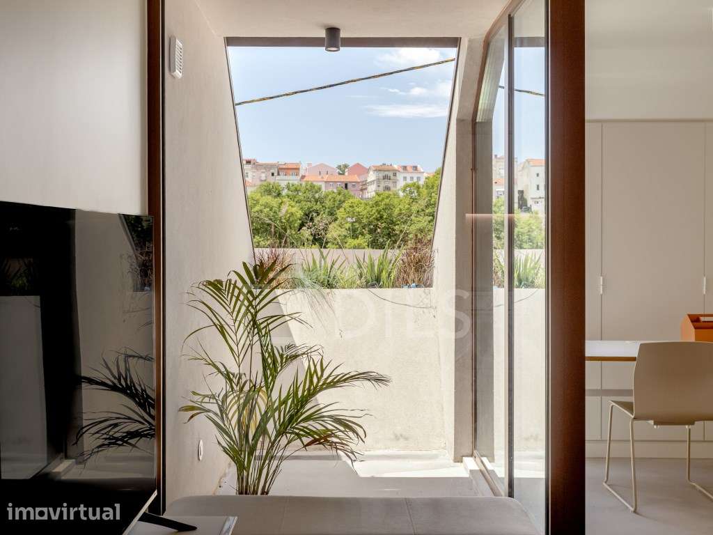 Apartamento T1 em Lisboa com varanda, garagem e arrecadação - Grande imagem: 4/20