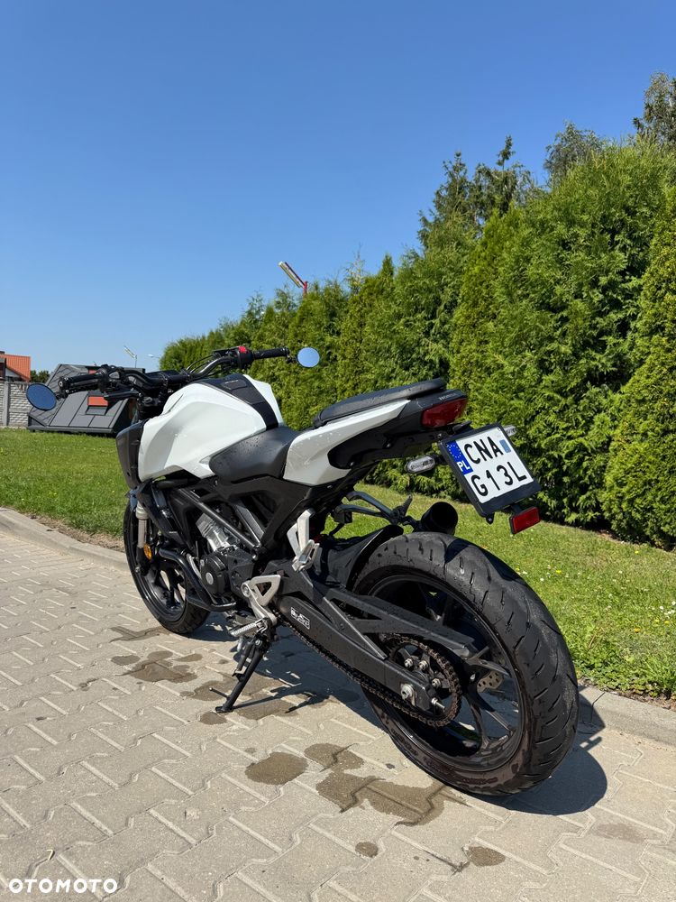 Honda CB - 8