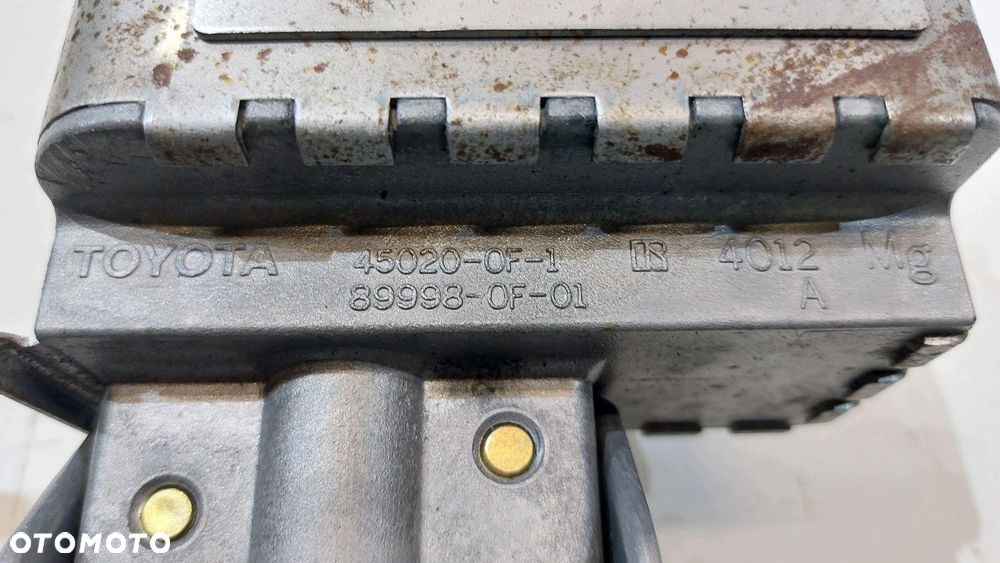 kolumna kierownicza krzyżak corolla verso ii 2.0 d d4d 04-09r - 4