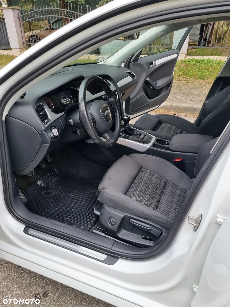 Audi A4 Avant 2.0 TDI 116g DPF Ambition - 9