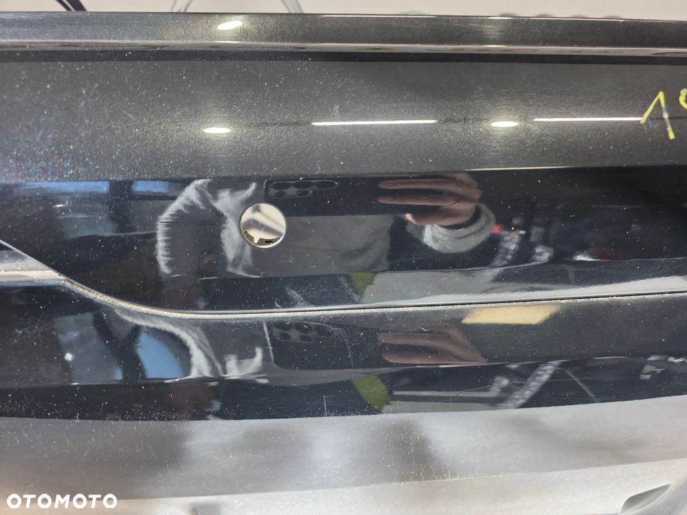 BMW 1 F40 19- M-PAKIET ZDERZAK TYLNY TYLNI TYŁ NA 4xPDC KOLOR CZARNY METALIK NR 51128070949 + 51128070950 NR AUKCJI NZ1935 - 14