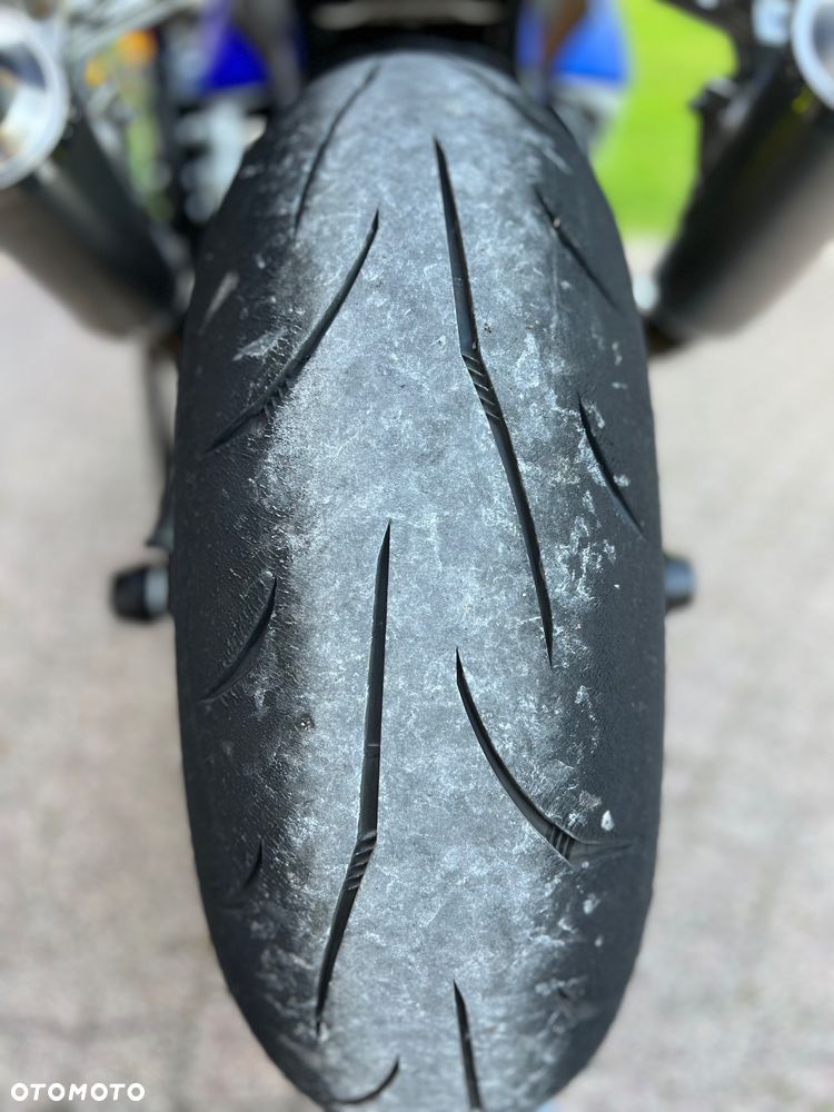 Suzuki GSX-R - 10