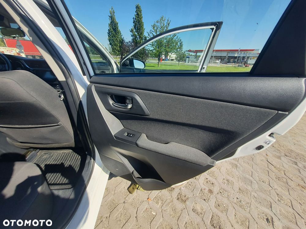Toyota Auris - 12