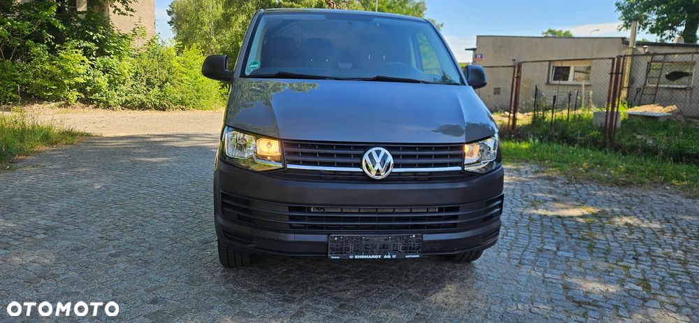 Volkswagen Transporter - 4