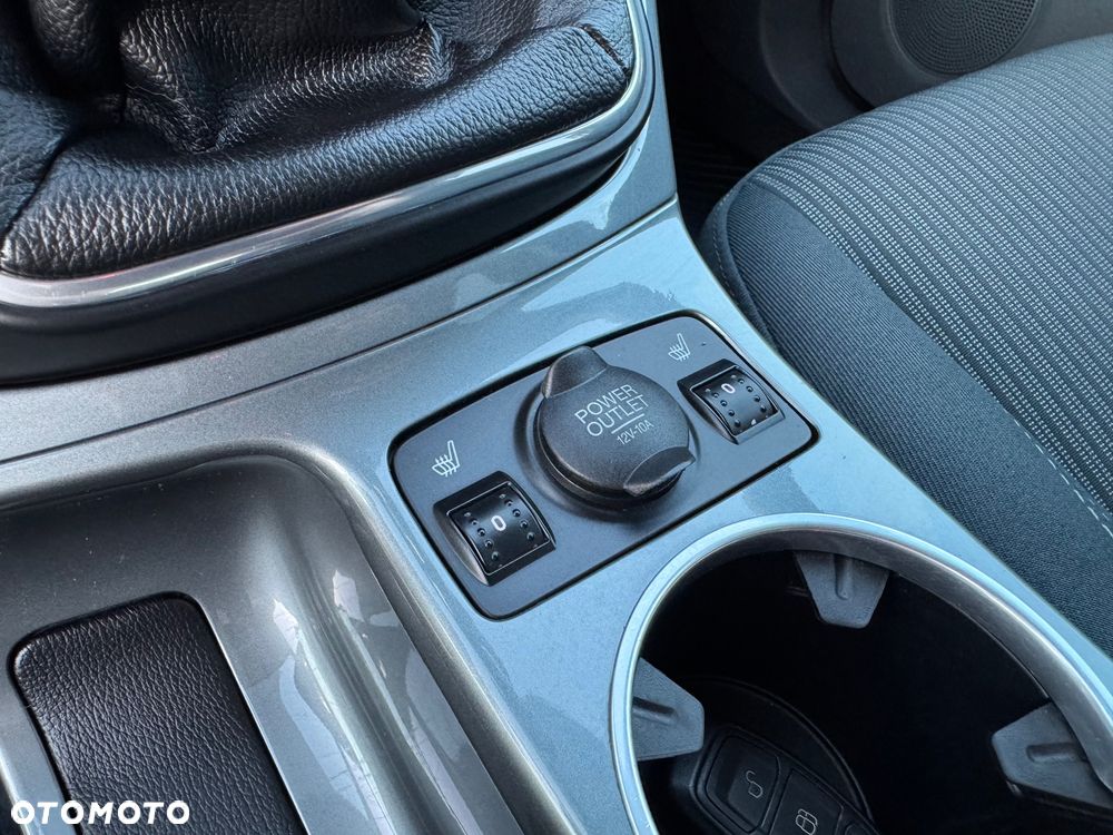 Ford Grand C-MAX - 18