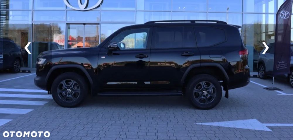 Toyota Land Cruiser - 33
