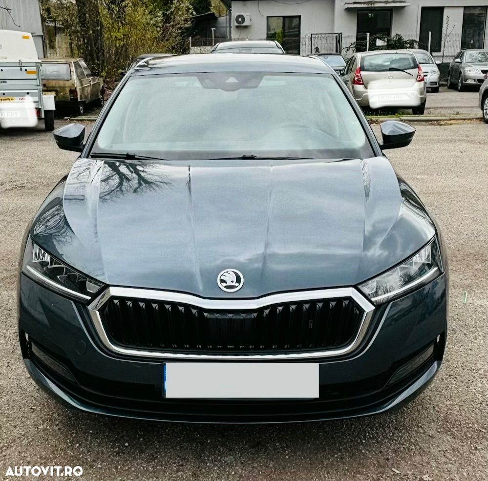 Skoda Octavia 2.0 TDI DSG Ambition - 2